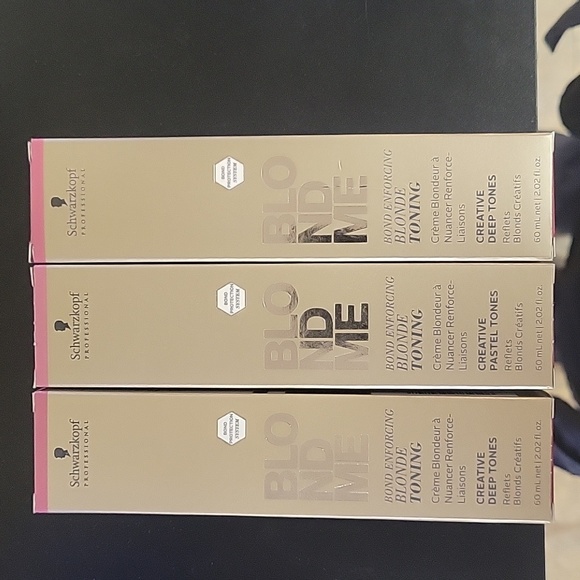 Schwarzkopf BLONDME toning, 2.02 Oz . Includes 3 2oz for toning or shadow root - Picture 2 of 4